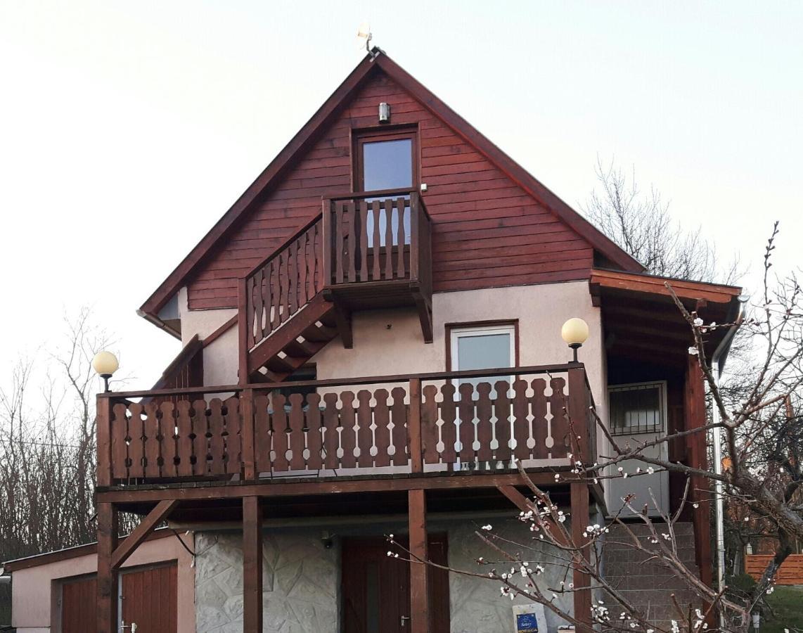 Siposreti Apartmanhaz Szentgyorgyvar المظهر الخارجي الصورة